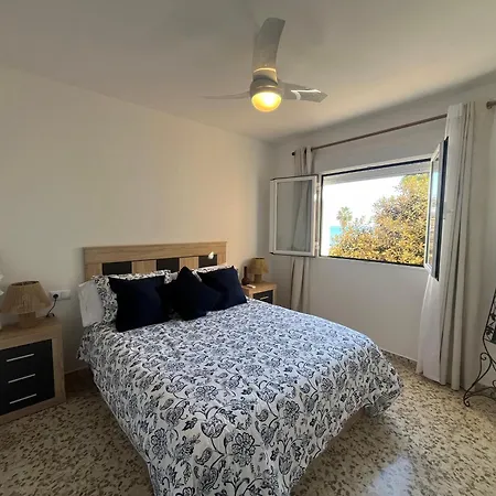 Love Rent4 Malaga Huelin Exterior foto