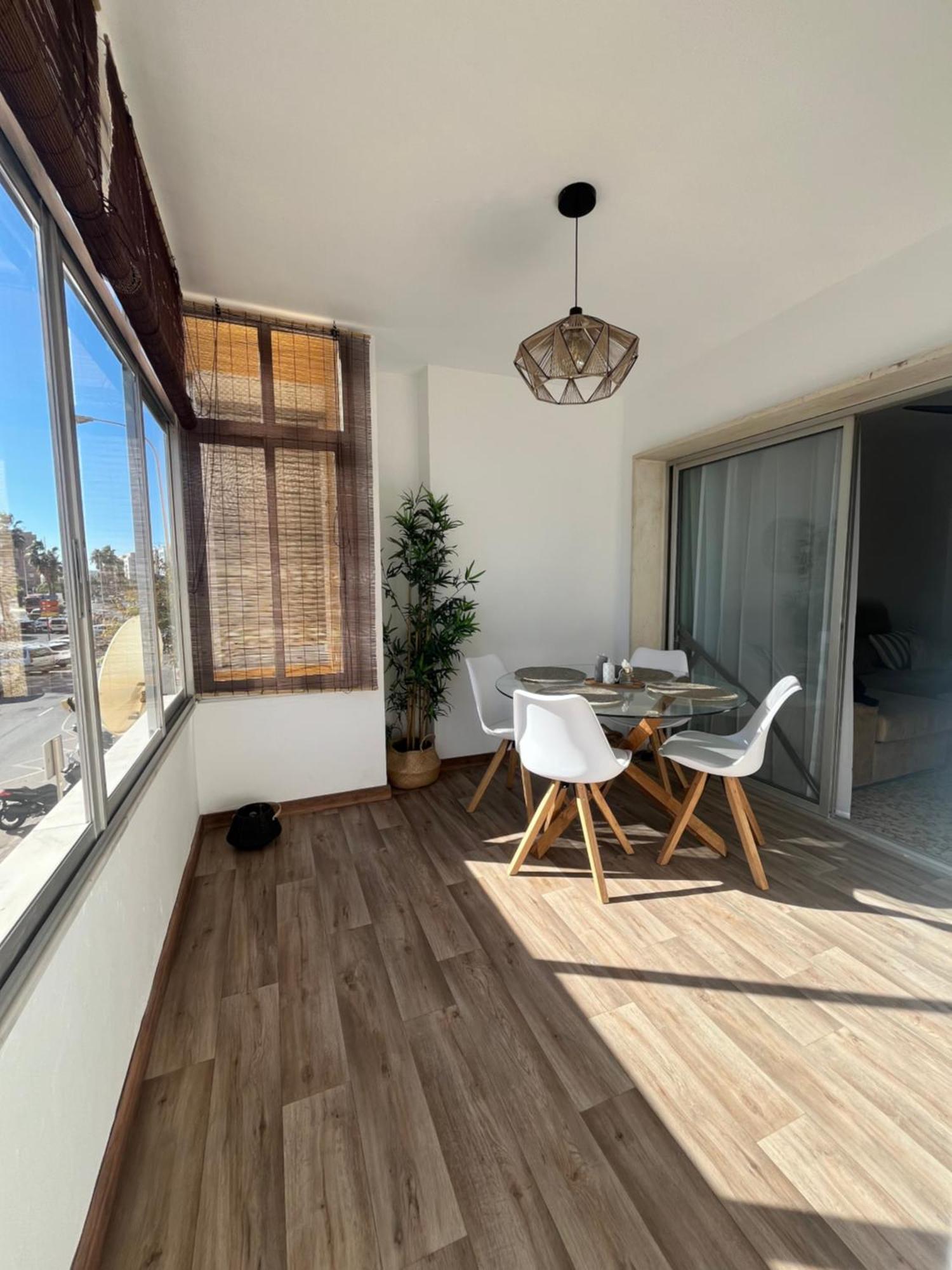 Rent4 Huelin Apartament *